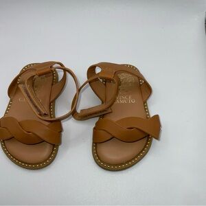 Vince Camuto Tan Sandals Classic‎ Design
